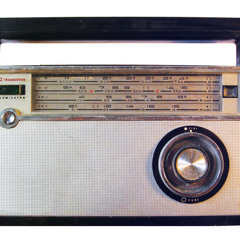 Hörspiel#1 [five pieces for amplified voice, radio and electric guitar] 2017