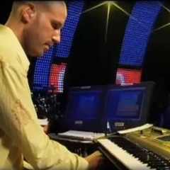 Schiller Live  DAS GLOCKENSPIEL