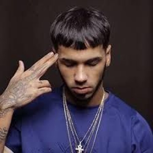 Anuel deals aa haircut