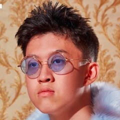 Flight - Rich Brian [Amen] Rich Chigga "Youtube Der Witz"