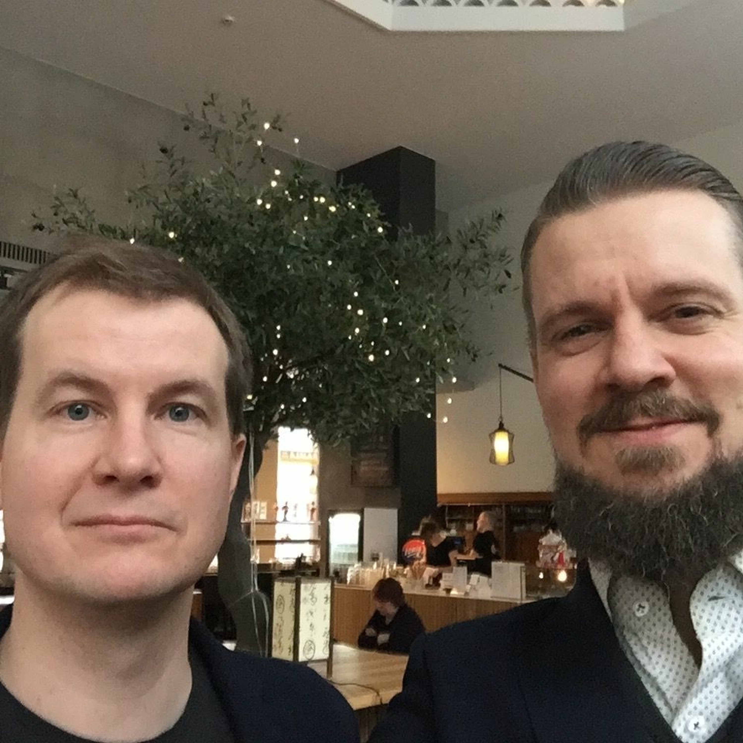 Antti Arnkil - Kustannustoimittaminen, esseekirjallisuus ja Jatkosota-extran lohdullisuus