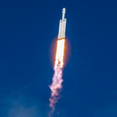 Falcon Heavy launch: The three-booster rocket roars toward space