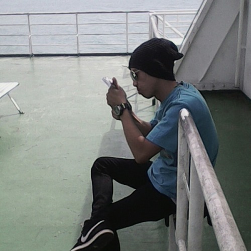 Iwan Fals 06 Kupaksa Untuk Melangkah Mp3 By Gembel Elite On Soundcloud Hear The World S Sounds