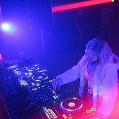 COZZIE WATT / 3 DECK DNB MIX / FEB 18 / FREE DOWNLOAD