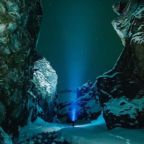 Deep Valley(Royalty Free Music)