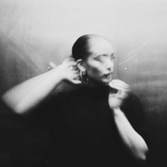 jorja smith / i am (Z W edit)