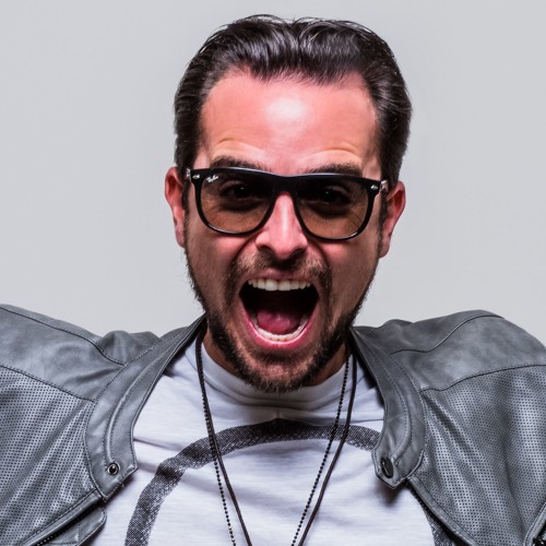 ESMAGA - FELIPE MENCACCI