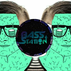 Skrillex & MONXX - Scary Monsters and Nice Sprites x Scary Riddim(Bass Station Remake & Edit)