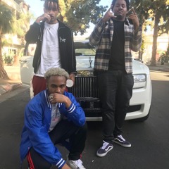 round me (ft. Ba$hOut & Fat Bran)