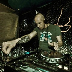 DJ WuzDoc - Fever Techno Mix