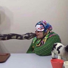 irem Özçiçek - körebe