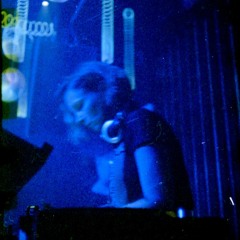 ISNT@ about:blank // Room4Resistence & Brutaż (dj set)
