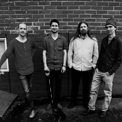 Kello on 3, Auringon kukko