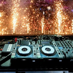 R Boss at dem party nice