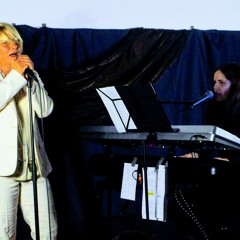 Alfonsina y el mar | Estela Sanz Posteguillo & Nélida Béjar @ Rochuskapelle