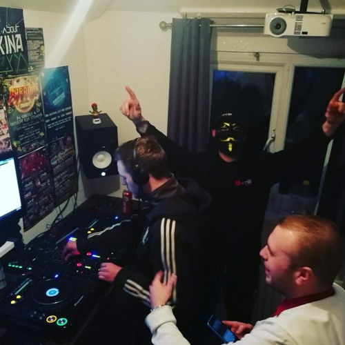DJ FOCUS - MC DEANO B - MC HUGHESEY
