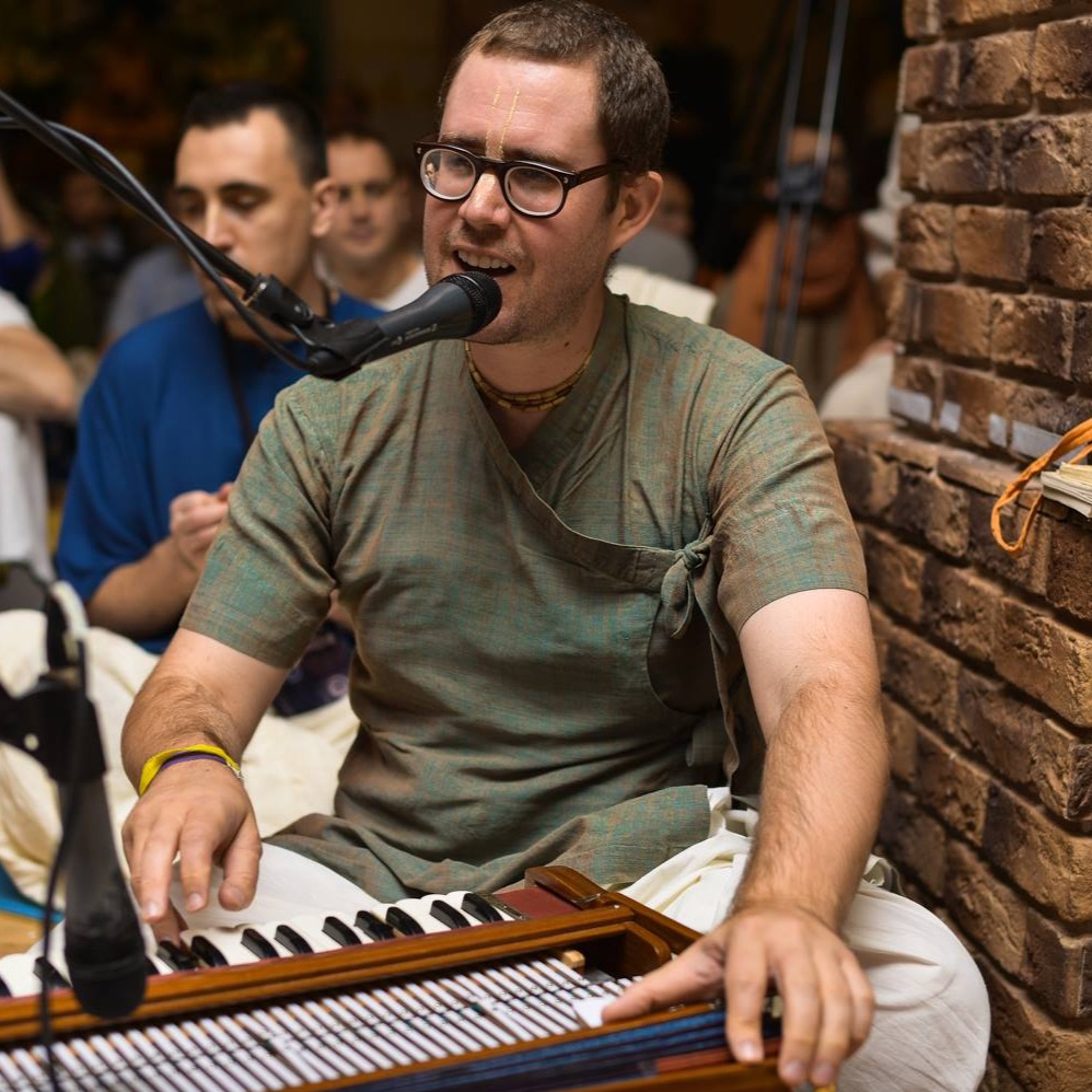 24 Hour Kirtan Radio