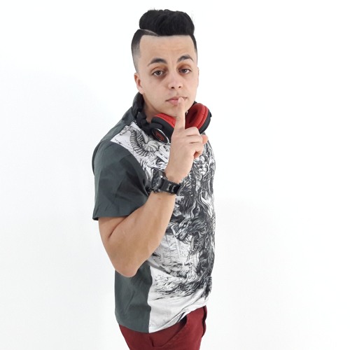 MC Kaio E MC AK - Da Uma Sentada Que Passa.Dj Herbert Lucas