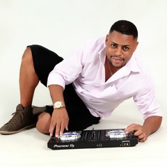 MTG = TOCA AQUELA VS QUANDO EU FICO DE 4 (DJ DUDU) 145=BPM