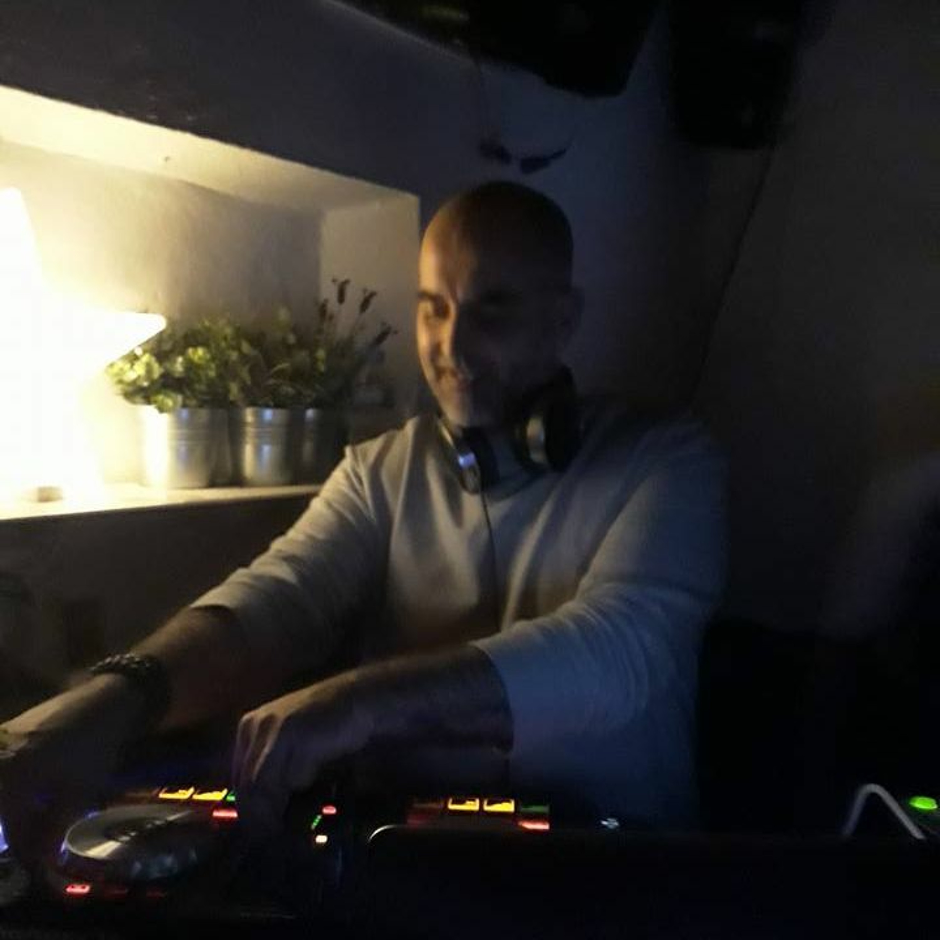 MBryan DjSet From MoM's BDay Party (Cádiz - Spain) episode artwork