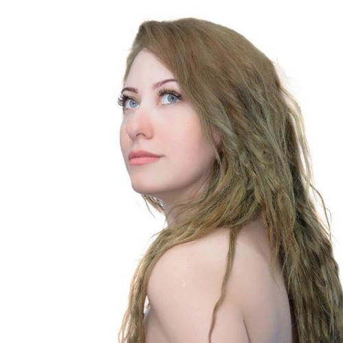 سما نوح عند قلبك