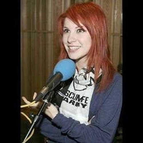 Paramore - Love's Not A Competition But I'm Winning