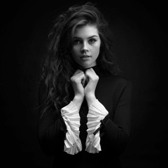 Elise Trouw - Burn