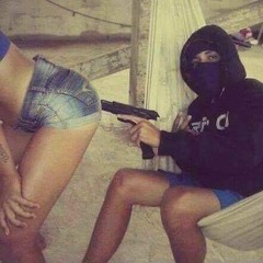MTG - NOIS E BANDIDO É NOIS NÃO NAMORA [ DJ WERIKY ] FODAAAAAA