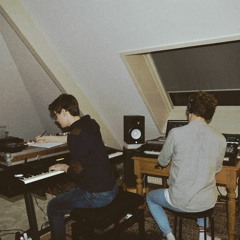 PurelyBlue_ (w/MarnixKeys)