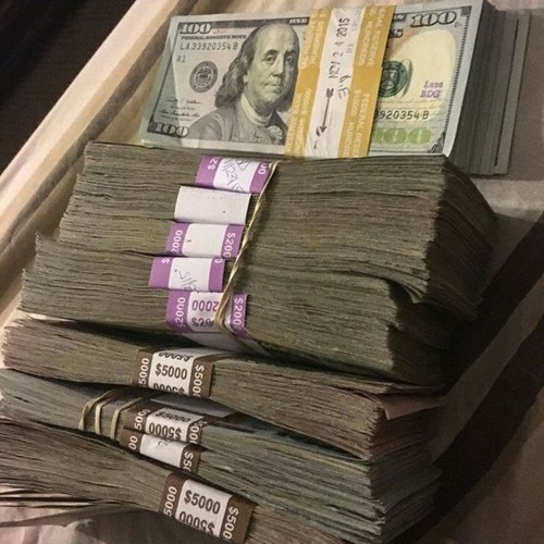 Run up a bag (Feat. Sean Carleone)