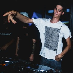 Wobad - Triplets (VIP)