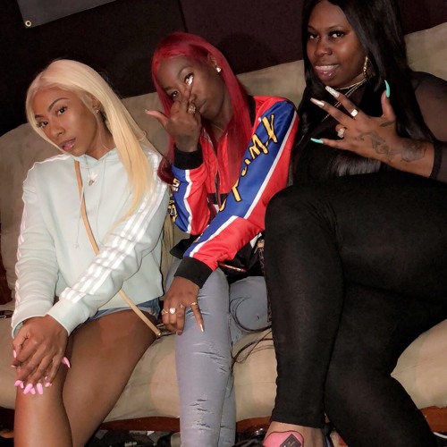 LAST TIME I CHECKED FEMALE VERSION @ASHBASHTHERAPPER ASHBASH_THECOLDEST @COCCPISTOL @CALLMEJAYWILL