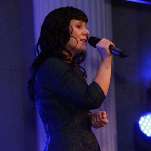 Stream Светлана Малова | Listen to Лучшие песни playlist online for ...