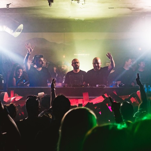 Neverdogs B2B Nathan Barato at Nest (Toronto) 18 Nov 2017