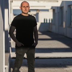 32hz by Sensebeat Ibiza Global Radio( Primera Hora Full Hurtado )