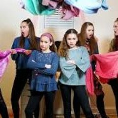 Haschak Sisters - Two More Minutes
