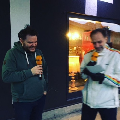 Listen to playlists featuring Der lustige Svavar Knútur auf der Rampe ...