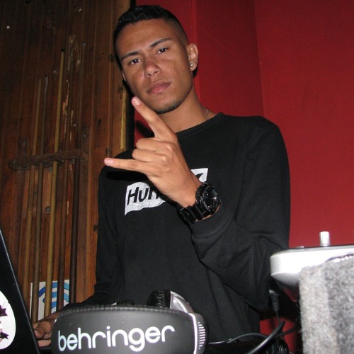 EU SOU SEM SENTIMENTO MAS MINHA XOTA TE ADORA [ DJ FONS ] Edit