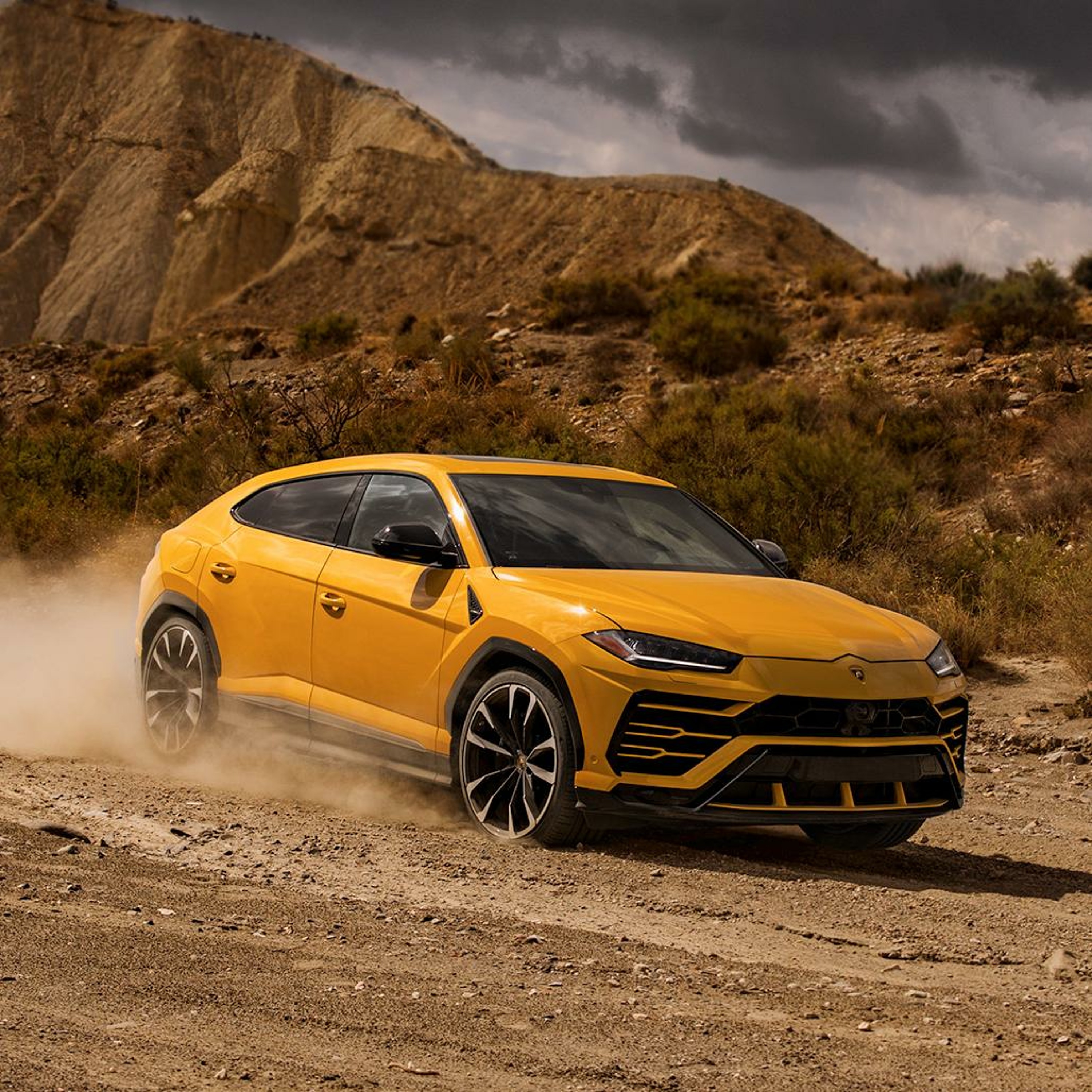 Overdrive: GM Self Driving Cruise AV; Lamborghini Urus; Geneva Motor Show thumbnail