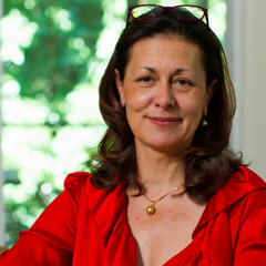 Corinne Bot - CEO & Founder Polyglot Group