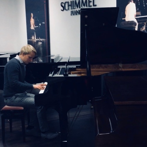 Tom Walker - Leave A Light On (Piano)