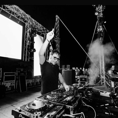 Stream Vincenzo Callea DJ Set Marzo 2018 by VINCENZO CALLEA | Listen online  for free on SoundCloud