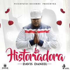 La Historiadora by Davis Daniel