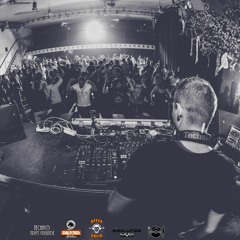 Tracks // Remixe // by Tommy Libera