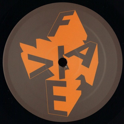 Premiere : Halo Varga feat Cess - Drift Away (FRVA004)