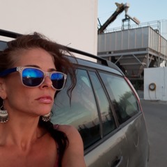 Back To Black  MasOer 1