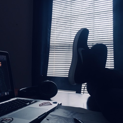 gucci flip flops box