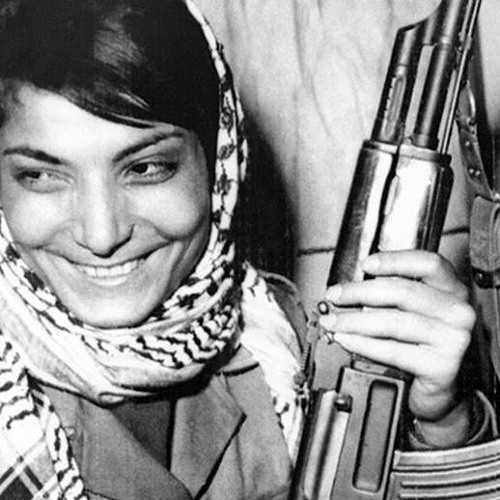 وجهك عربي ما يتبدل وعيونك فلسطينية