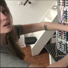 TRACKWASHER - charlotte de witte