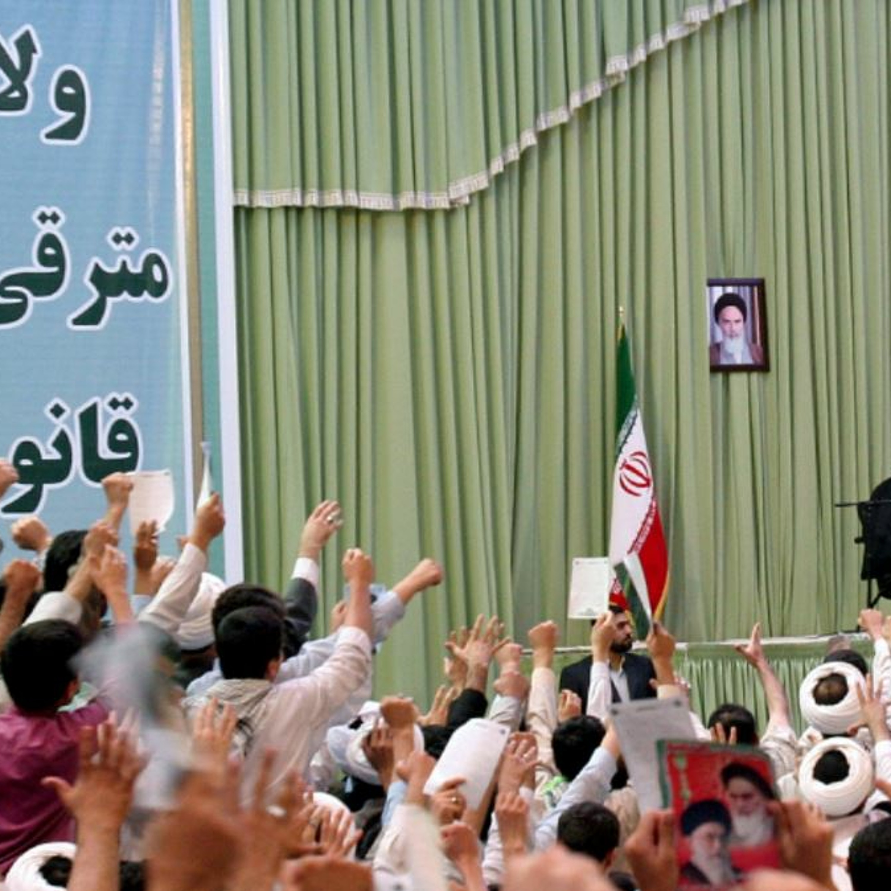 سه نامه، سه هشدار به رهبر جمهوری اسلامی